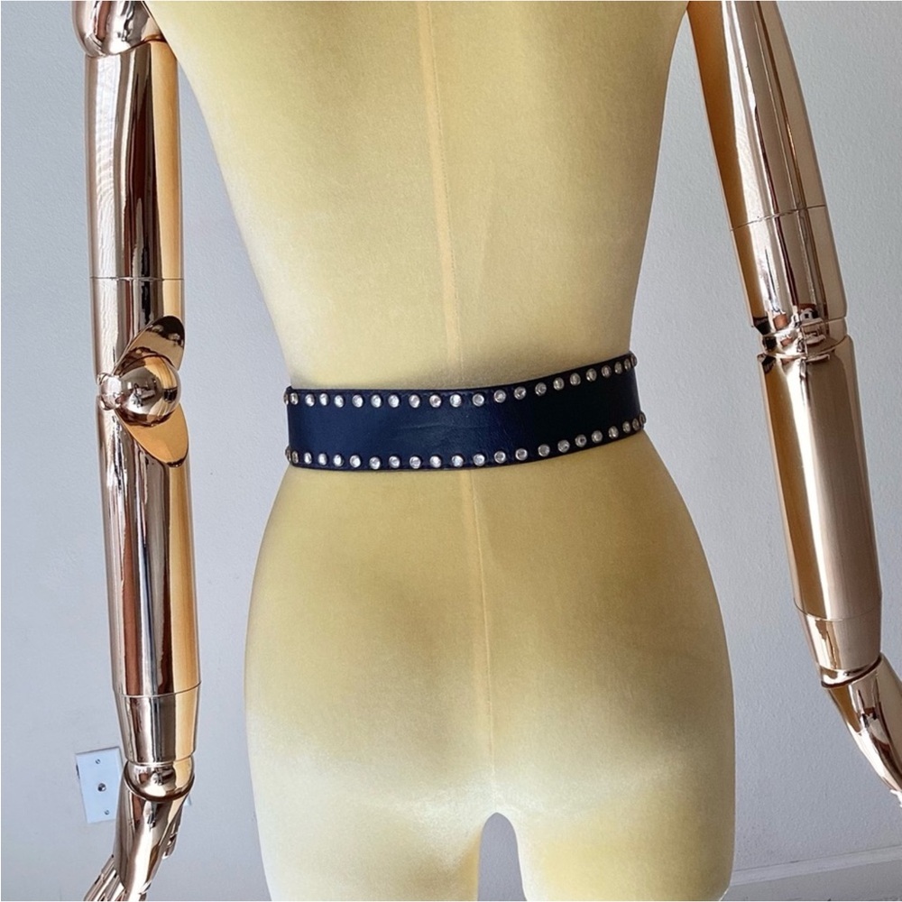 boutique brand St. Maarten Texas Leather Vintage Crystal Belt SZ XS - Picture 4 of 6